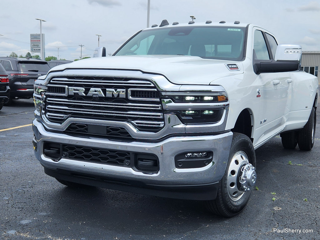 New 2026 RAM 3500 Laramie w/ Max Tow Package AWD/4WD image 6