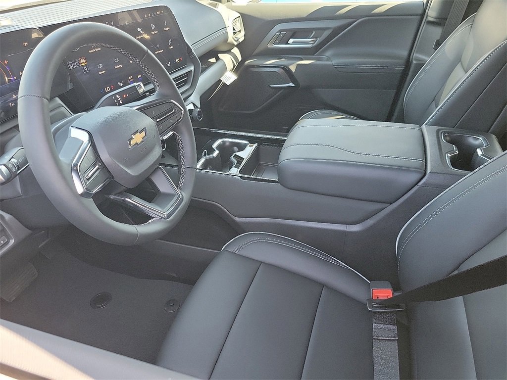 New 2026 Chevrolet Silverado EV LT image 3