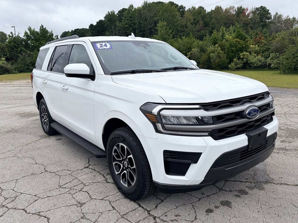 Certified 2024 Ford Expedition XLT image 2