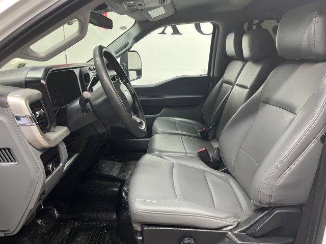 Used 2024 Ford F550 4x4 Crew Cab Super Duty image 27