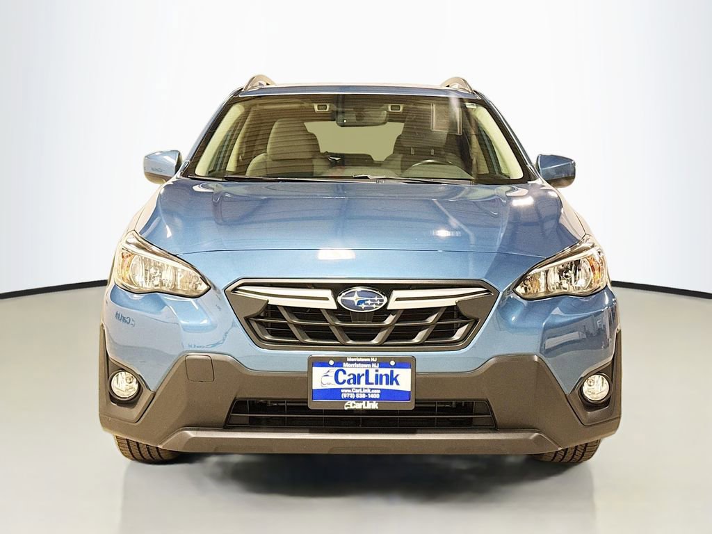 Used 2021 Subaru Crosstrek 2.0i Premium w/ Moonroof Package image 2