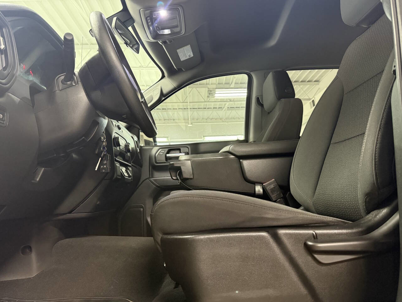 Used 2022 Chevrolet Silverado 1500 Custom image 7
