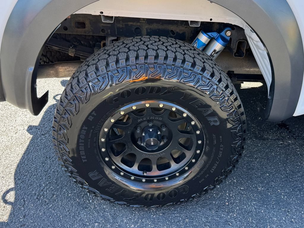 Used 2017 Ford F150 Raptor w/ Equipment Group 802A Luxury AWD/4WD image 15
