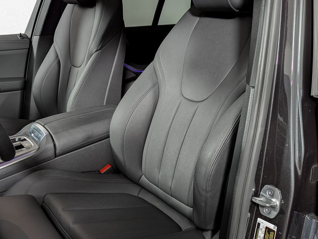 Used 2021 BMW X5 xDrive40i w/ Premium Package image 20