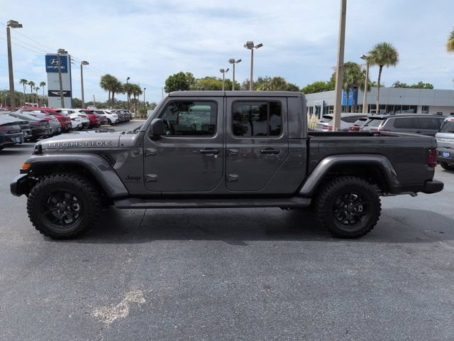 Used 2025 Jeep Gladiator Sport AWD/4WD image 7