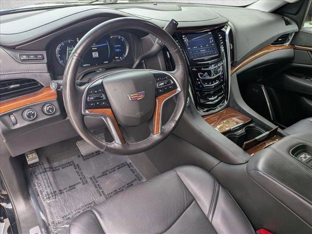 Used 2019 Cadillac Escalade Luxury AWD/4WD image 10