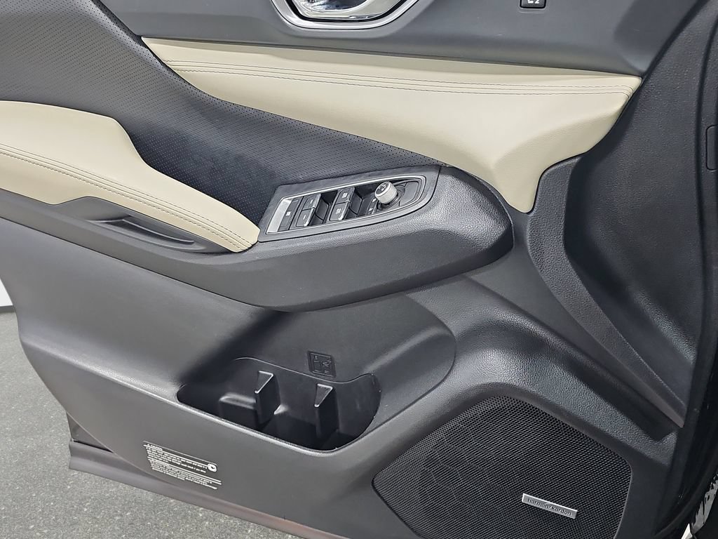 Used 2022 Subaru Ascent Limited w/ Technology Package AWD/4WD image 29