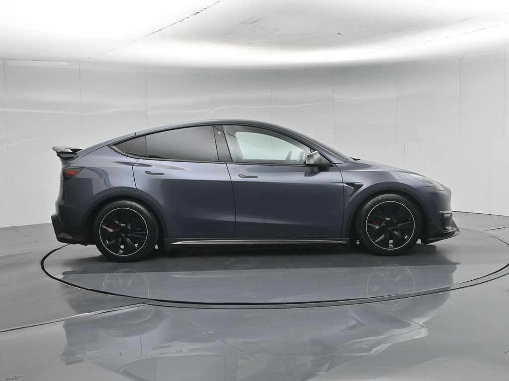 Used 2023 Tesla Model Y Long Range AWD/4WD image 26