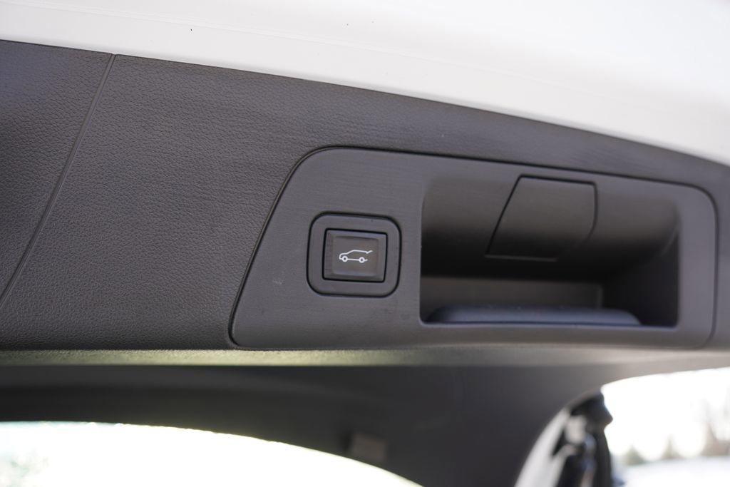 Certified 2023 Buick Envision Preferred w/ Sport Touring Package image 20