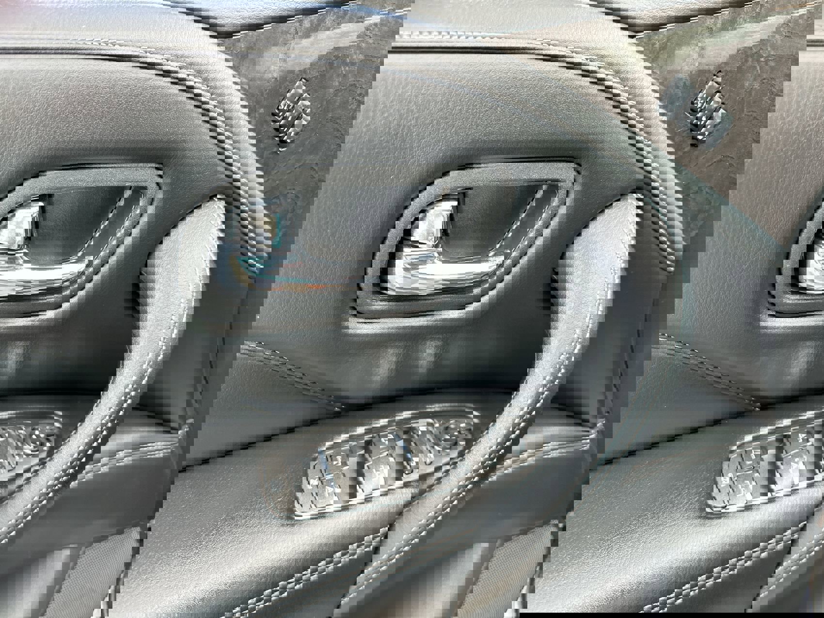 Used 2024 INFINITI QX80 Luxe image 13