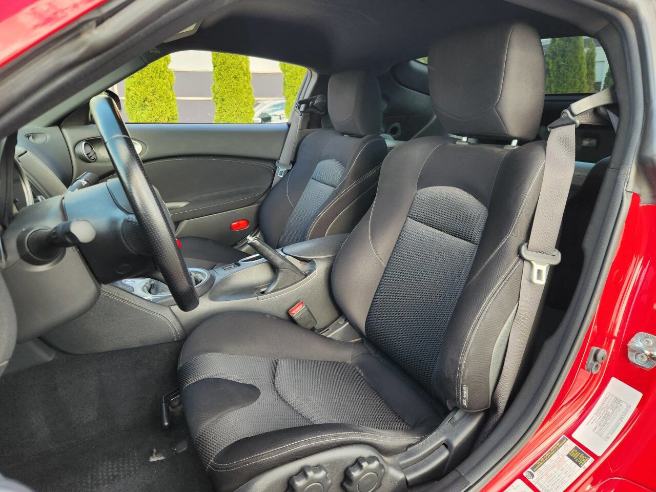 Used 2018 Nissan 370Z Coupe image 15