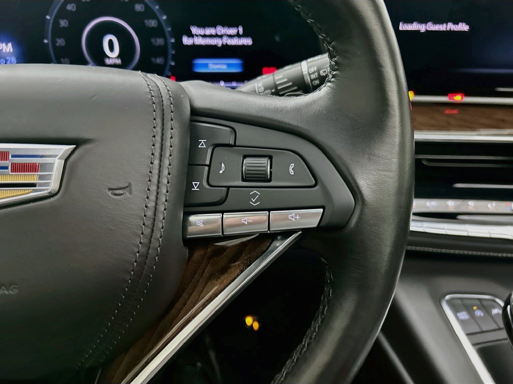 Used 2023 Cadillac Escalade Sport Platinum w/ Heavy-Duty Trailer Package AWD/4WD image 12