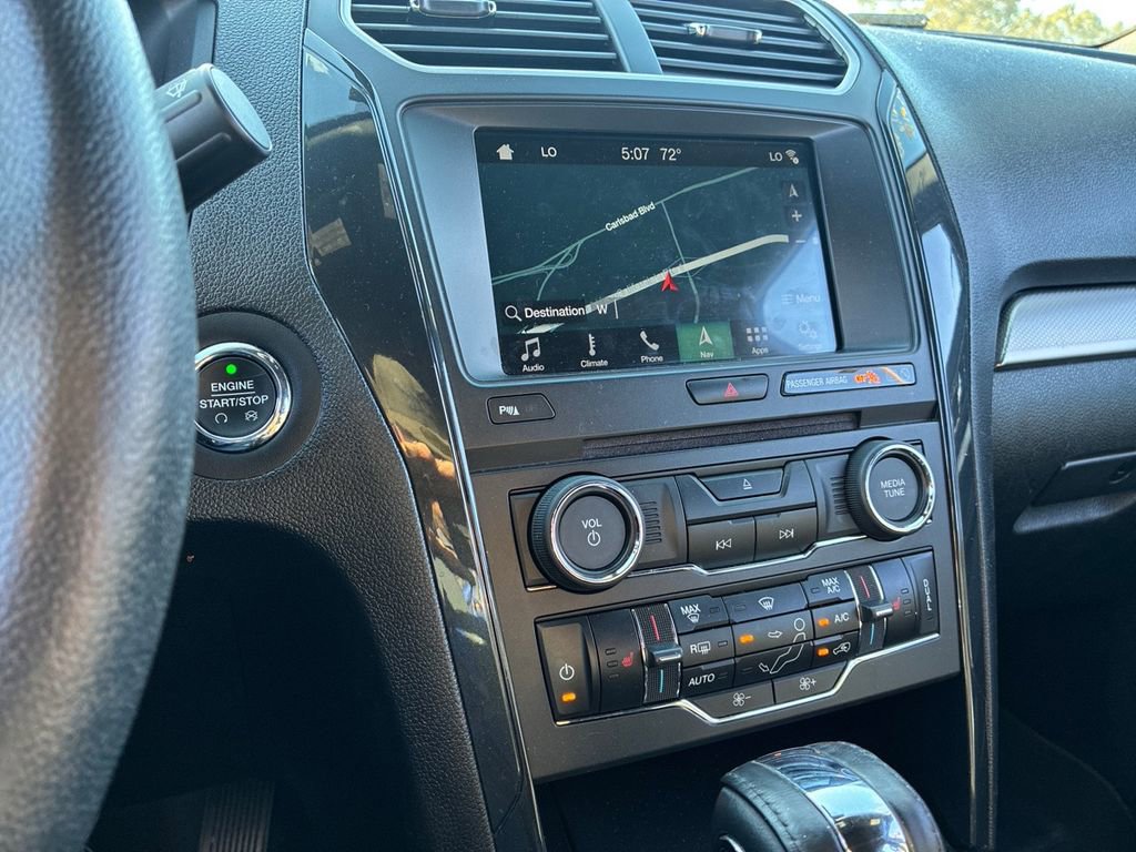 Used 2018 Ford Explorer XLT w/ Equipment Group 202A image 13