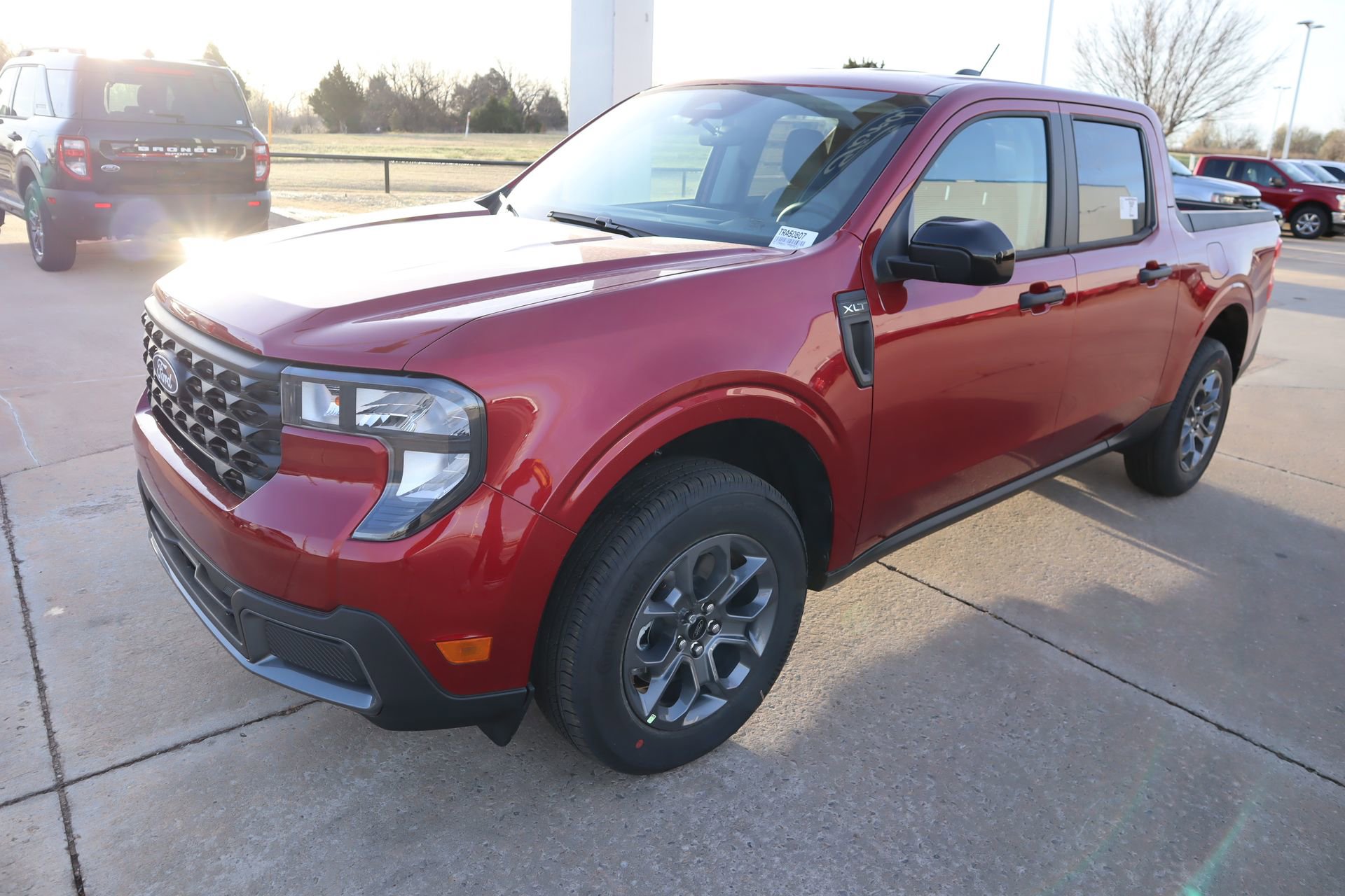 New 2026 Ford Maverick XLT w/ XLT Luxury Package FWD image 11