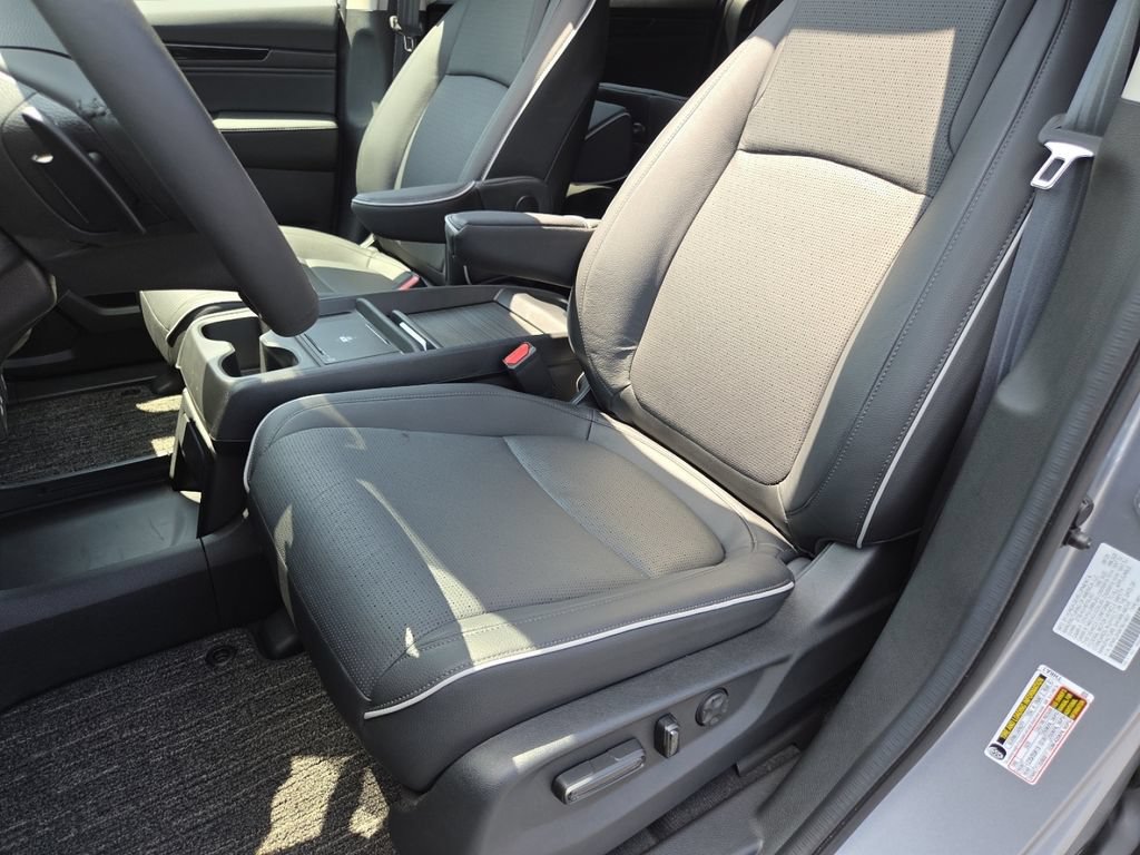 Certified 2026 Honda Odyssey Elite image 31