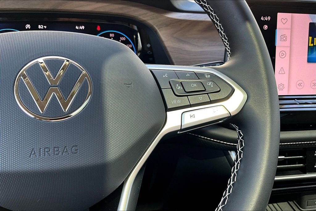 New 2026 Volkswagen Atlas SE image 11