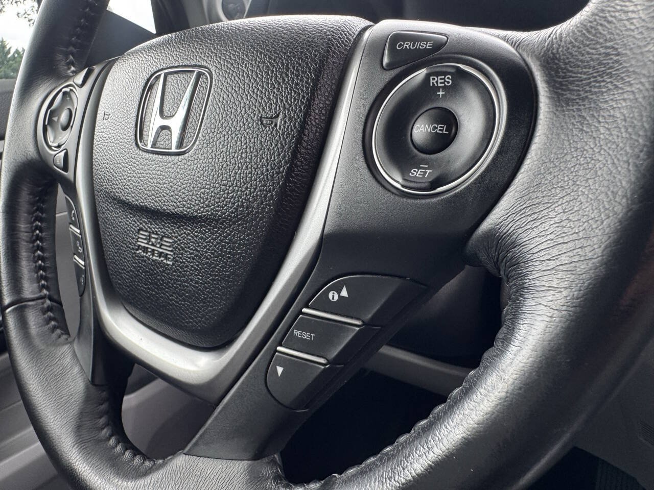 Used 2017 Honda Ridgeline RTL-T image 25