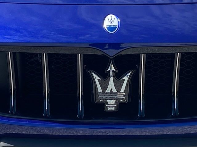 New 2025 Maserati Grecale GT image 11