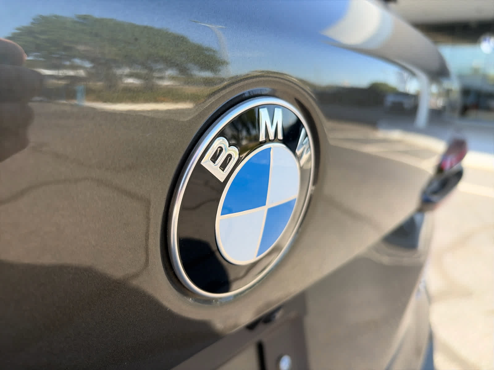 Used 2026 BMW X5 xDrive40i w/ Executive Package AWD/4WD image 4