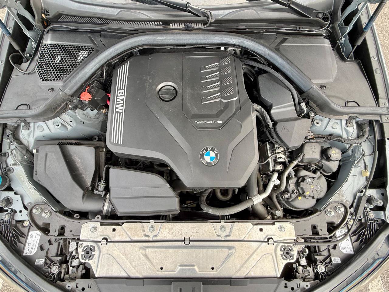 Used 2023 BMW 330i Sedan w/ M Sport Package RWD image 25