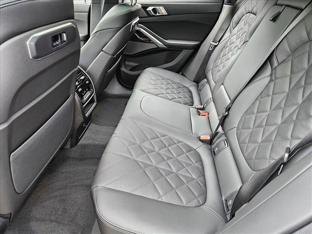 New 2026 BMW X6 xDrive40i w/ Climate Comfort Package image 14