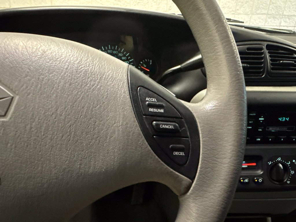 Used 2000 Dodge Grand Caravan SE FWD image 20