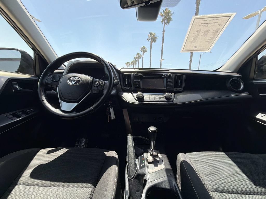 Used 2017 Toyota RAV4 XLE w/ Carpet Mat Package FWD image 15