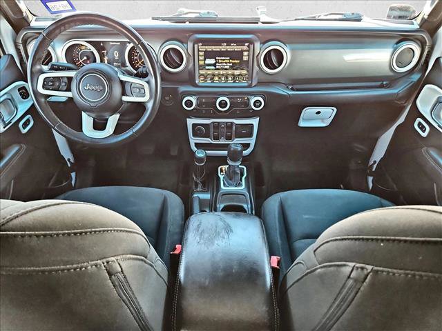 Used 2018 Jeep Wrangler Unlimited Sahara AWD/4WD image 24