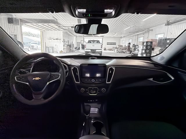 Used 2022 Chevrolet Malibu LS FWD image 10