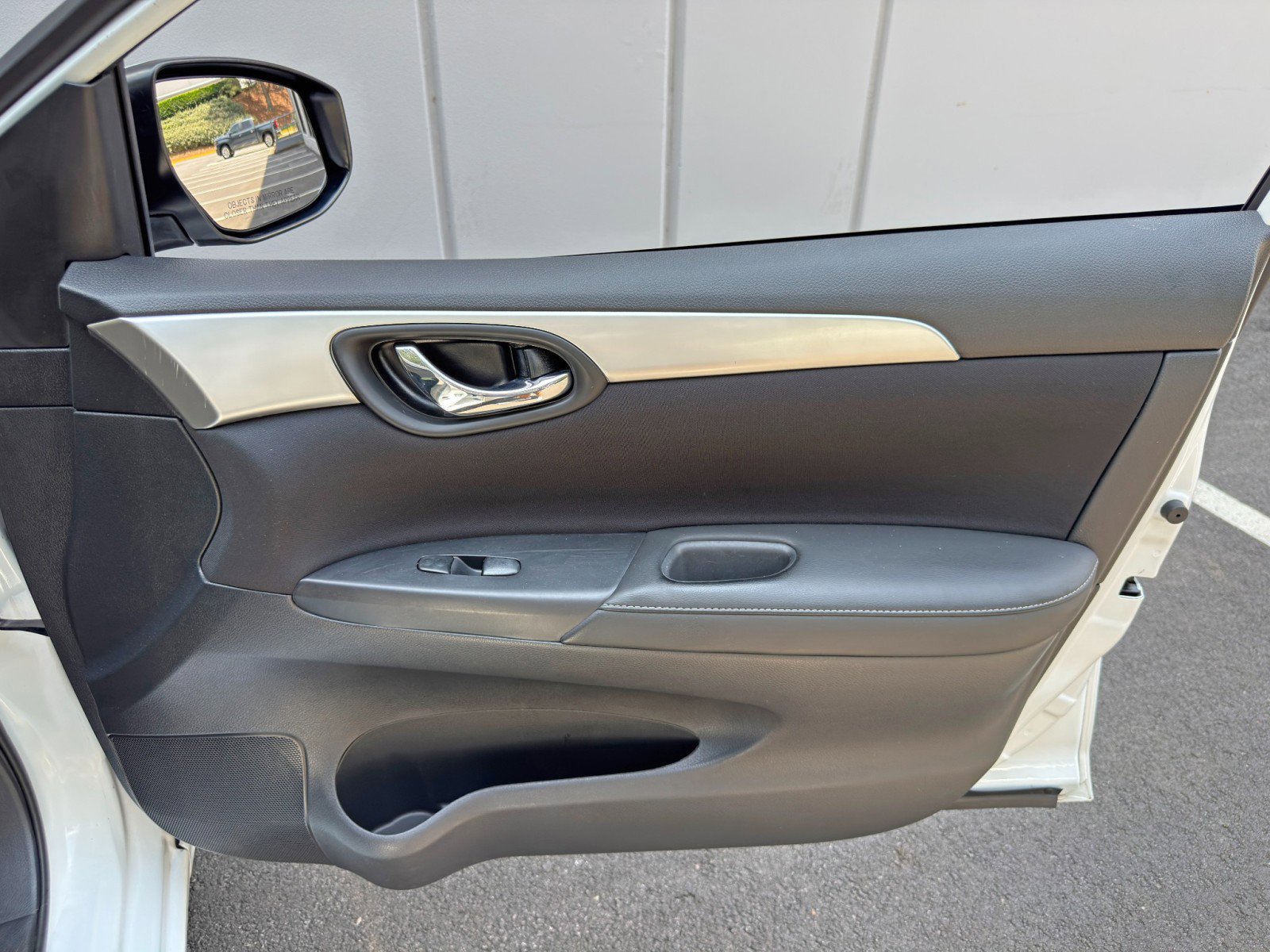Used 2017 Nissan Sentra S w/ S Style Package FWD image 36
