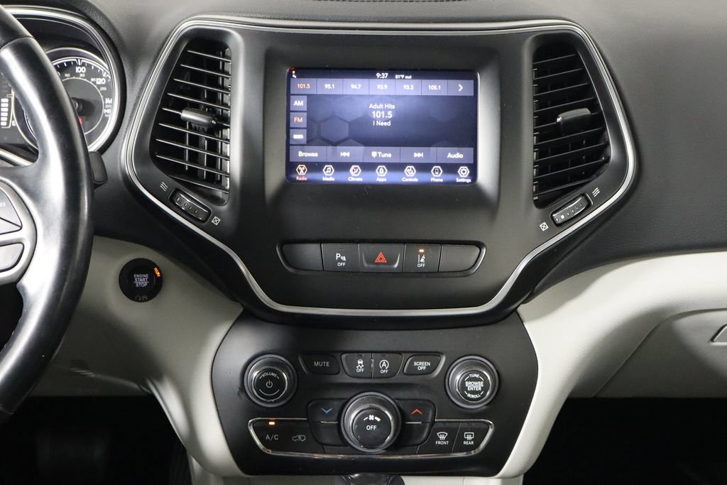 Used 2020 Jeep Cherokee Latitude Lux w/ Quick Order Package 26H Lux FWD image 27