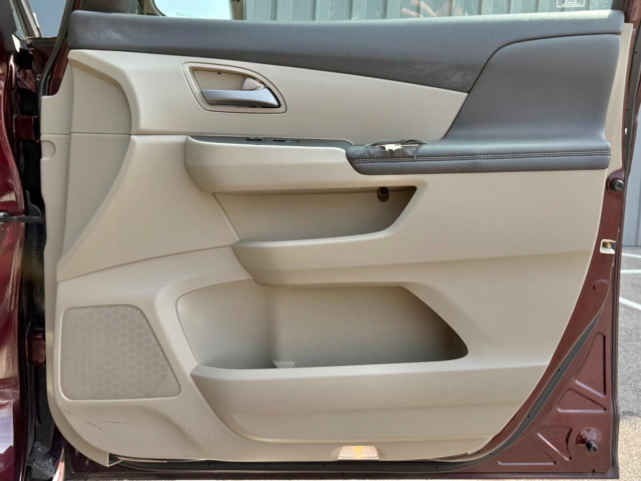 Used 2011 Honda Odyssey Touring image 24