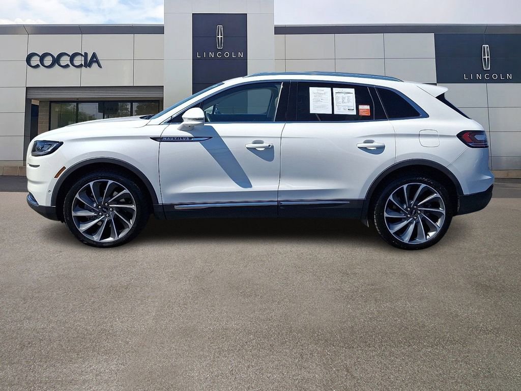 Used 2023 Lincoln Nautilus Reserve w/ Equipment Group 201A image 7