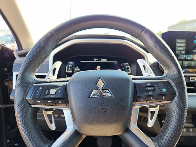 Used 2023 Mitsubishi Outlander SE AWD/4WD image 20