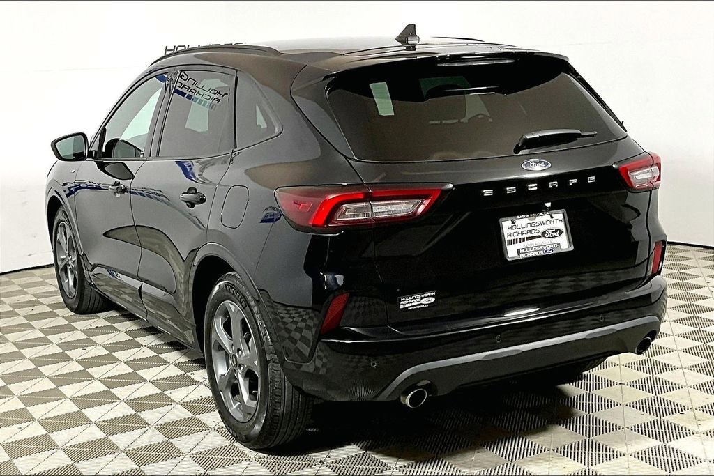Used 2023 Ford Escape ST-Line w/ Tech Pack #1 image 8