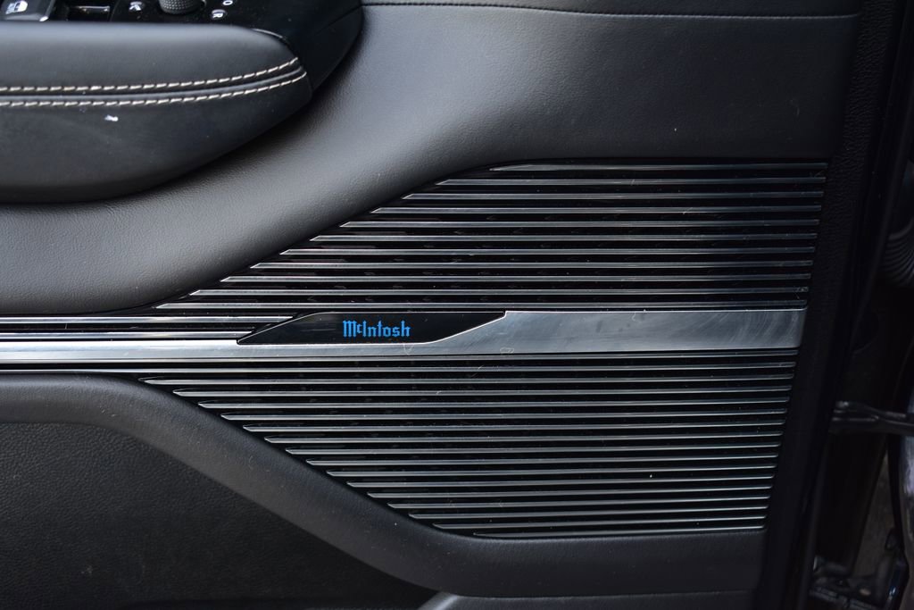 Used 2022 Jeep Grand Wagoneer Series II w/ Premium Group II image 18