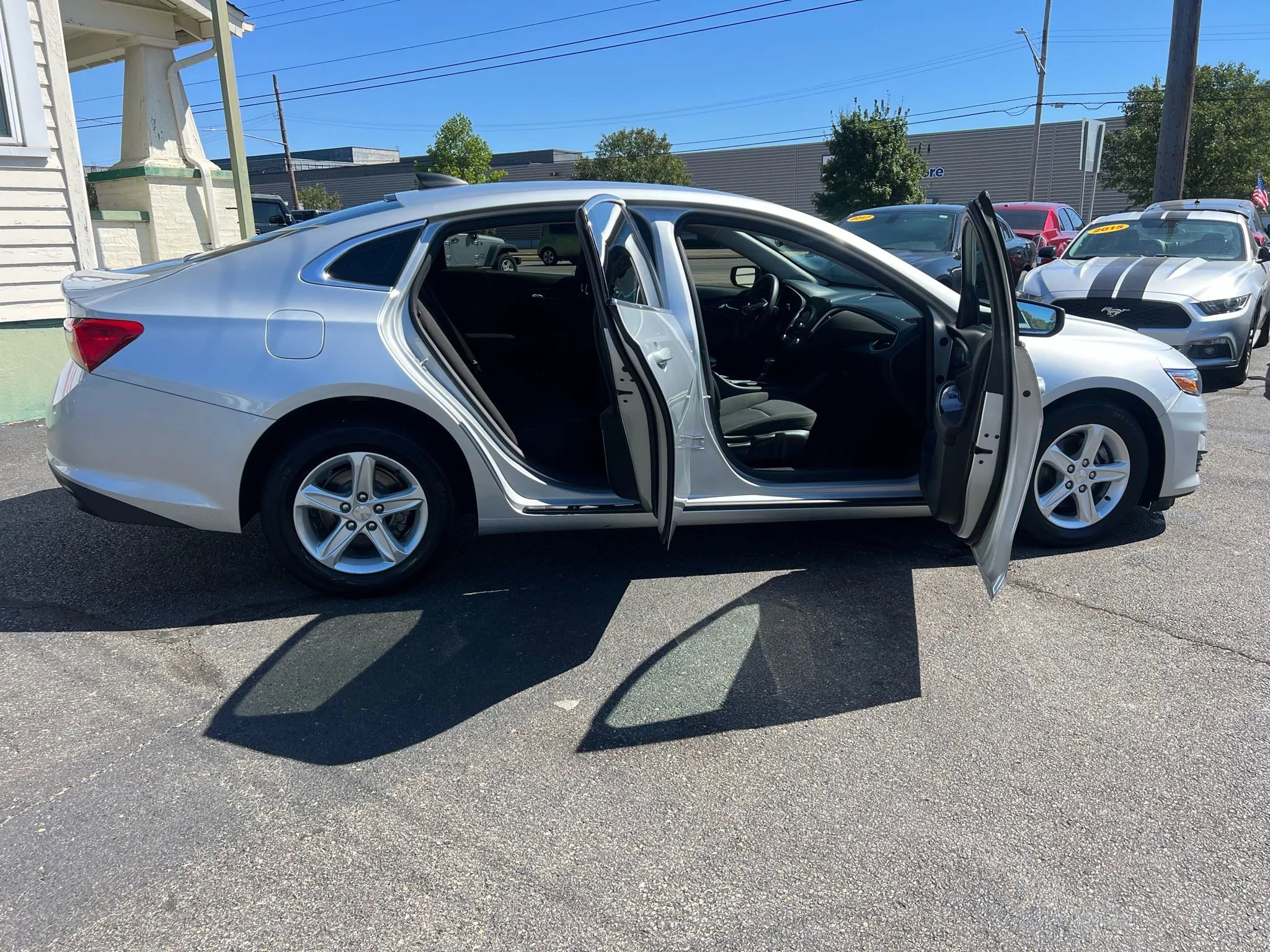 Used 2020 Chevrolet Malibu LS w/ LPO, Convenience Package 1 image 26