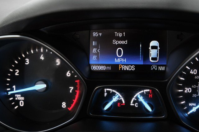 Used 2017 Ford Escape SE w/ Equipment Group 201A AWD/4WD image 18