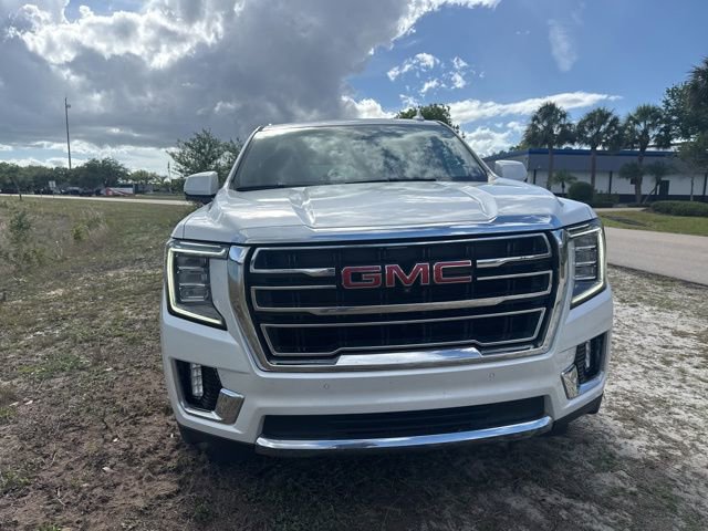 Certified 2022 GMC Yukon XL SLT w/ SLT Luxury Package image 2