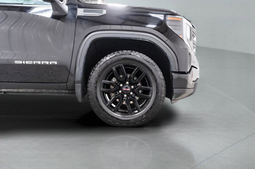 Used 2023 GMC Sierra 1500 Pro w/ Graphite Edition image 7