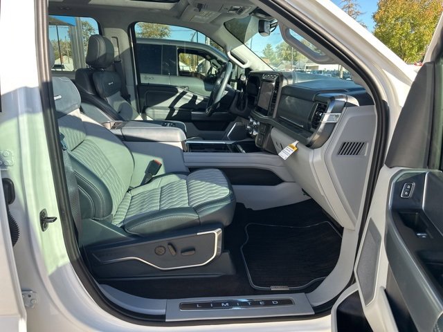 Used 2024 Ford F350 Limited image 20