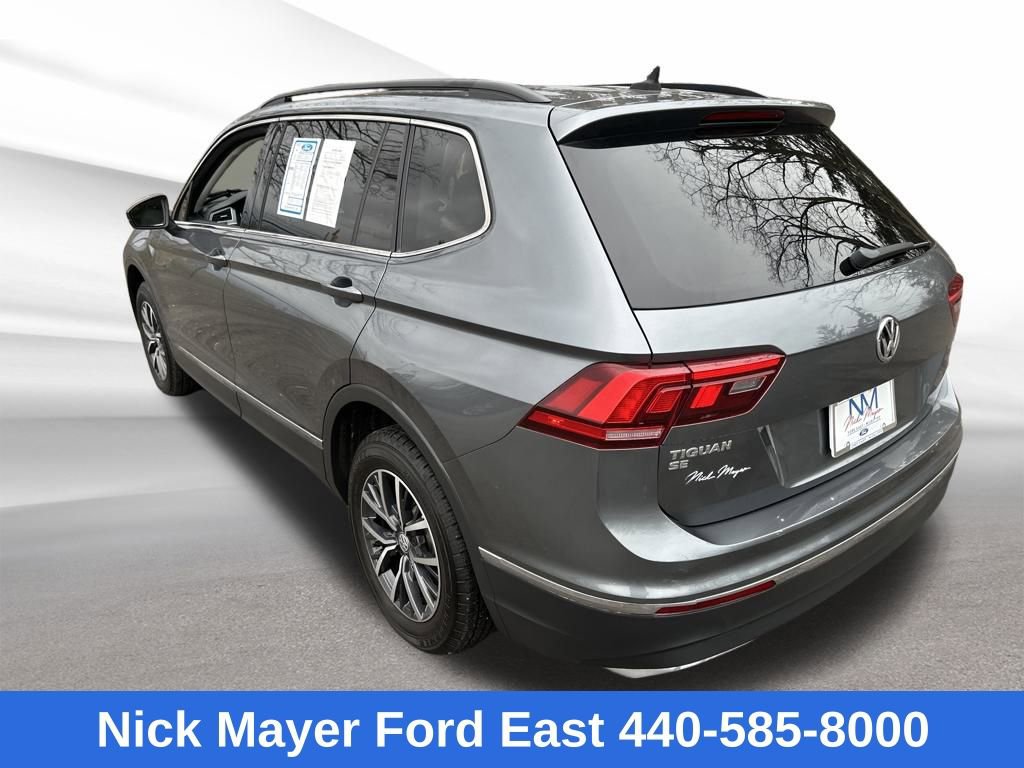 Used 2020 Volkswagen Tiguan SE w/ Panoramic Sunroof Package image 5