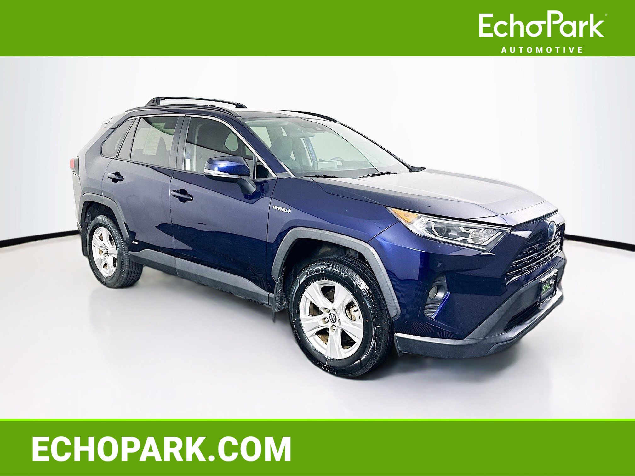 Used 2020 Toyota RAV4 XLE w/ Convenience Package AWD/4WD image 1