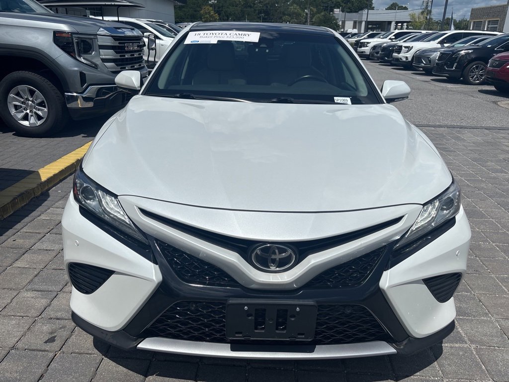 Used 2018 Toyota Camry XSE image 4