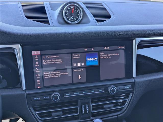 Used 2021 Porsche Macan image 15