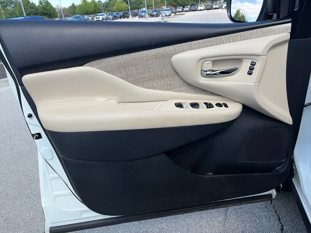 Used 2024 Nissan Murano SL AWD/4WD image 14