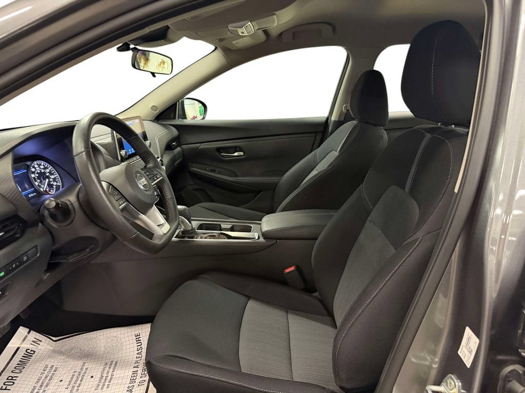 Used 2023 Nissan Sentra SV w/ All-Weather Package FWD image 29