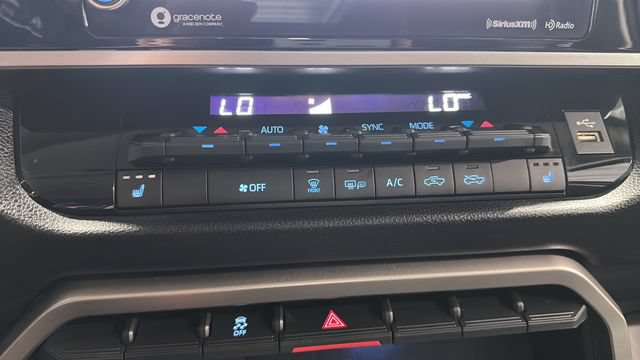 Used 2022 Toyota Tundra SR5 AWD/4WD image 18