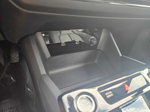 New 2025 Audi A6 e-tron Premium AWD/4WD image 27