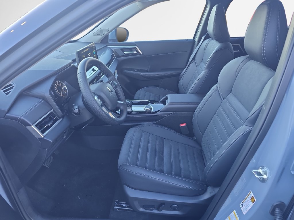 New 2026 Mitsubishi Outlander SE AWD/4WD image 12